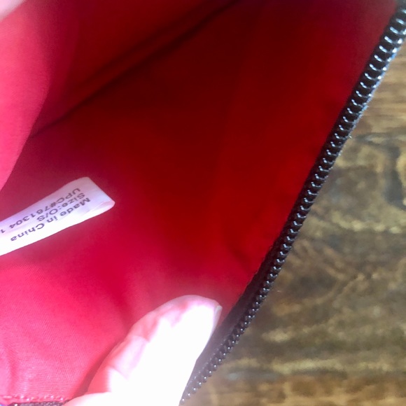 Set of 2 Embellished Wristlets - NWT/NWOT - Picture 8 of 10